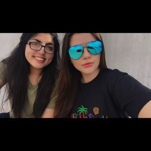 Meet your Posher, Olivia